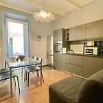 Happy Family Galata Apartment